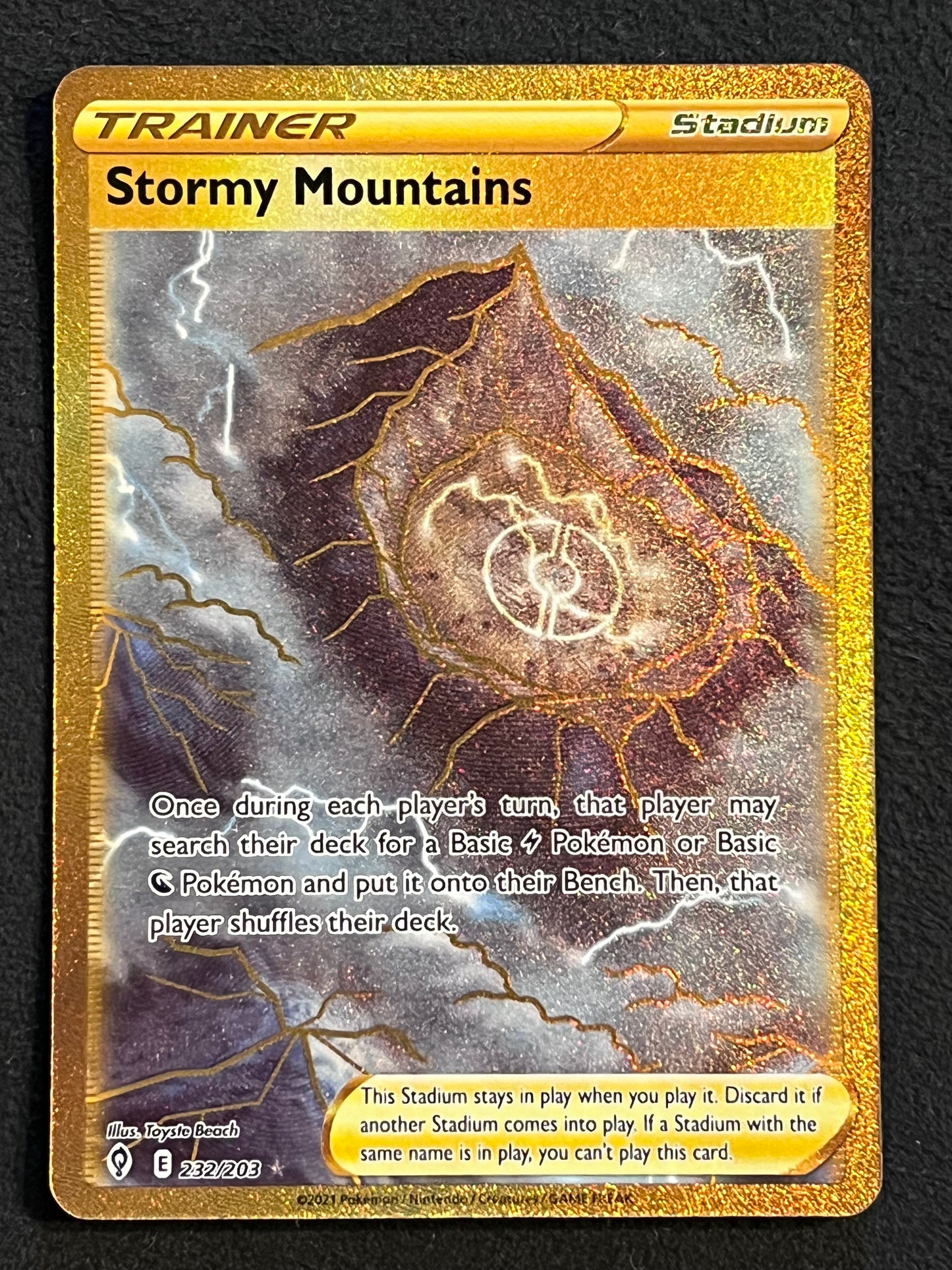 232/203 Stormy Mountains - Evolving Skies Gold Secret Rare