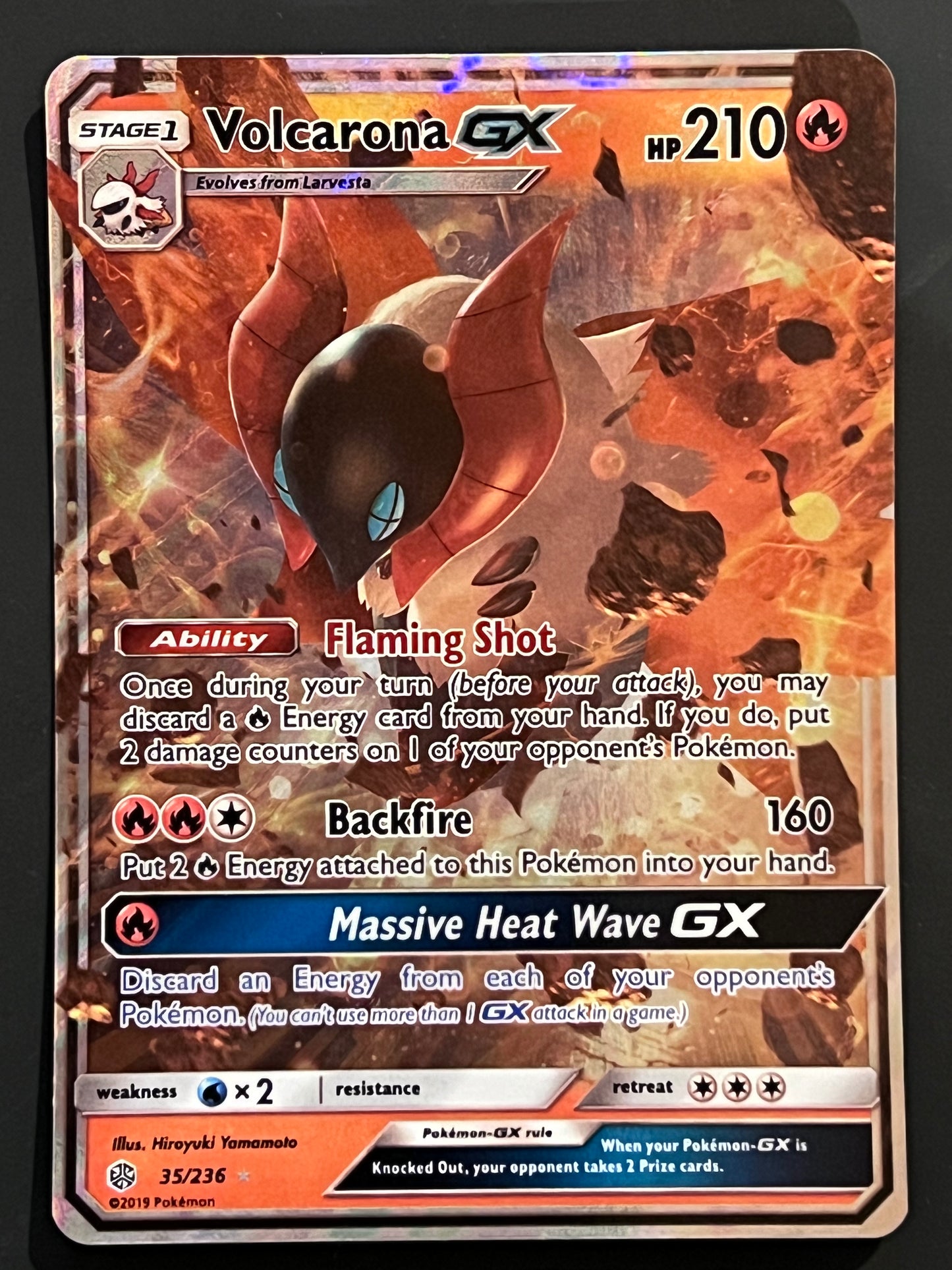 035/236 Volcarona Gx - Pokémon Cosmic Eclipse Ultra Rare