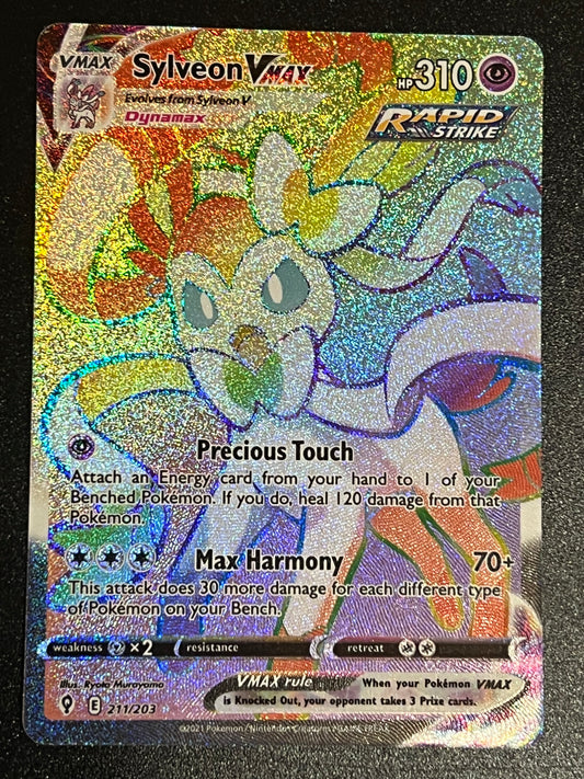 211/203 Sylveon VMax - Evolving Skies Rainbow Secret Rare