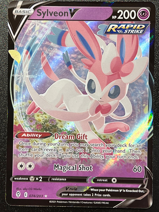 074/203 Sylveon V - Evolving Skies Ultra Rare